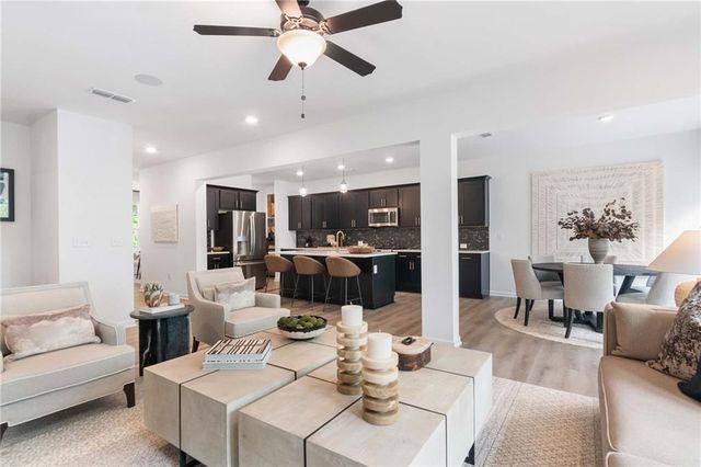 165 Foxhill Drive, Dawsonville, GA 30534