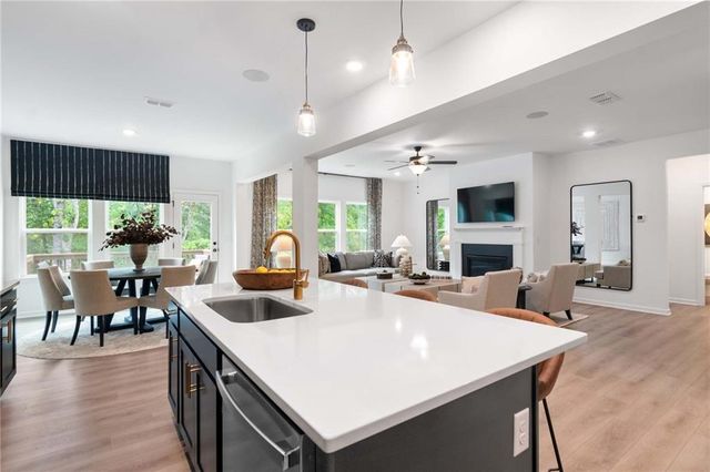 165 Foxhill Drive, Dawsonville, GA 30534