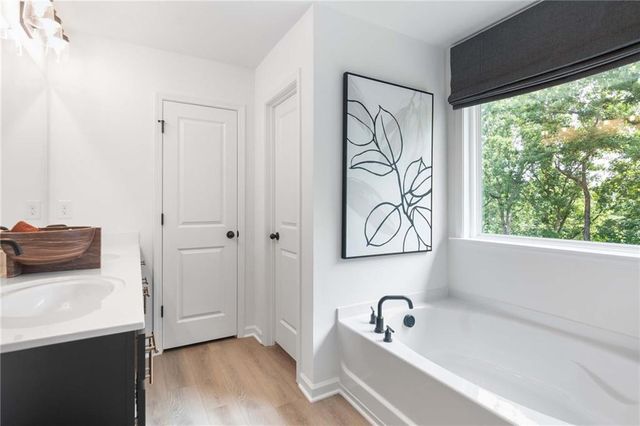 165 Foxhill Drive, Dawsonville, GA 30534