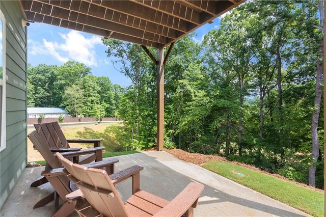 165 Foxhill Drive, Dawsonville, GA 30534