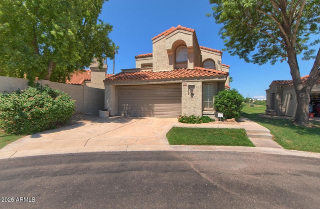 4020 E LAUREL Lane, Phoenix, AZ 85028