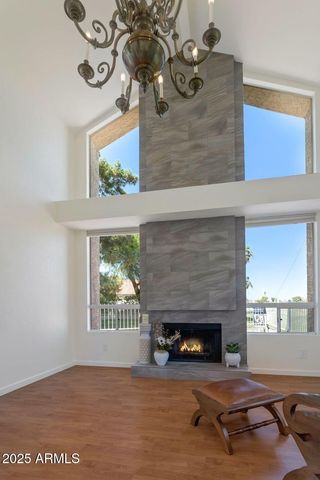 4020 E LAUREL Lane, Phoenix, AZ 85028