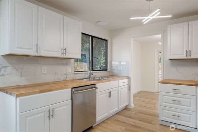 12828 SE 186th Place, Renton, WA 98058