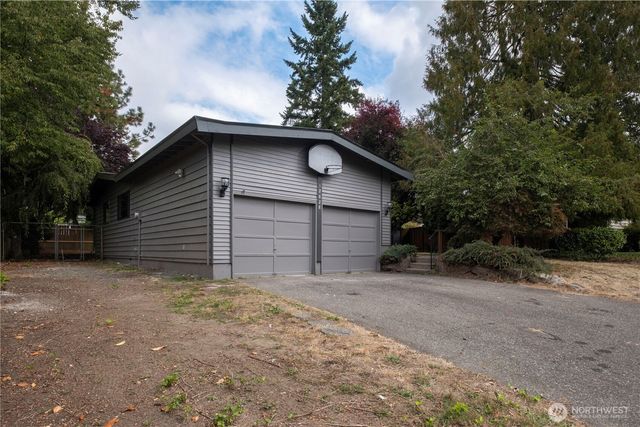 12828 SE 186th Place, Renton, WA 98058