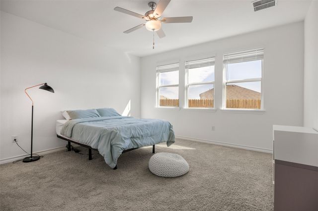 13707 Manhattan DR, Pflugerville, TX 78660