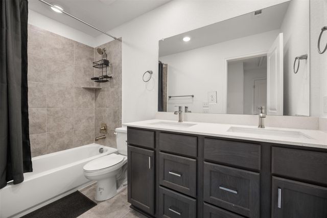 13707 Manhattan DR, Pflugerville, TX 78660