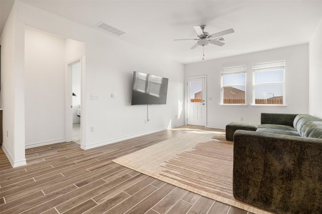 13707 Manhattan DR, Pflugerville, TX 78660