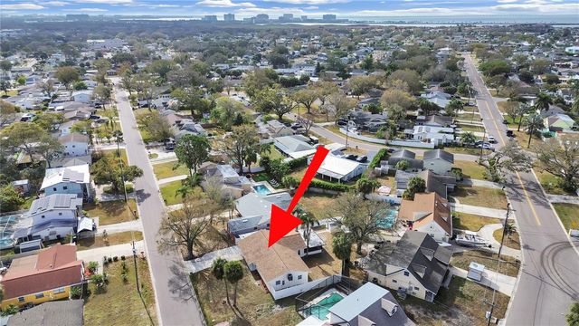 4928 SHETLAND AVENUE, Tampa, FL 33615