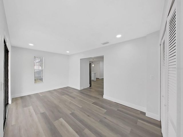 4928 SHETLAND AVENUE, Tampa, FL 33615