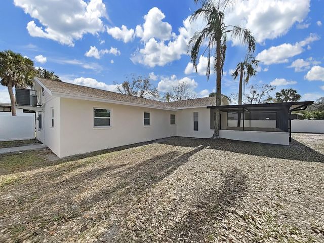 4928 SHETLAND AVENUE, Tampa, FL 33615