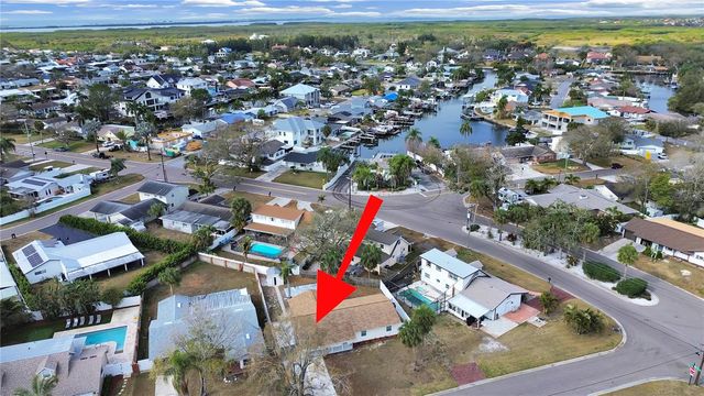 4928 SHETLAND AVENUE, Tampa, FL 33615