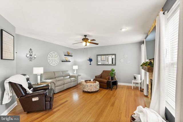 16609 BADGER CT, Dumfries, VA 22026