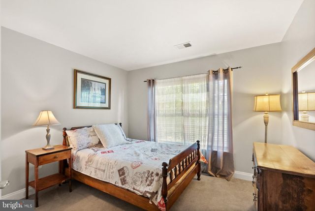 16609 BADGER CT, Dumfries, VA 22026
