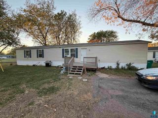 6317 Pine Meadows Pl Place, Sioux Falls, SD 57107