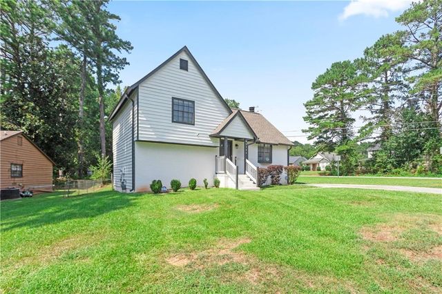 9386 Woodknoll Lane, Jonesboro, GA 30238