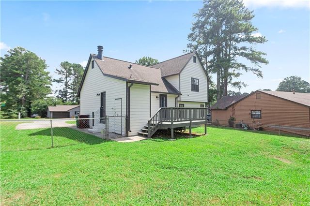 9386 Woodknoll Lane, Jonesboro, GA 30238