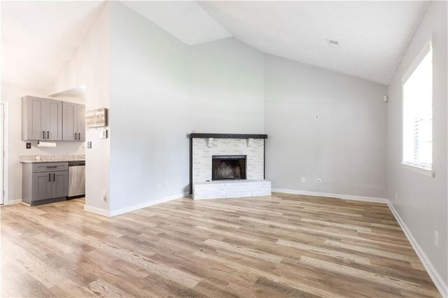 9386 Woodknoll Lane, Jonesboro, GA 30238