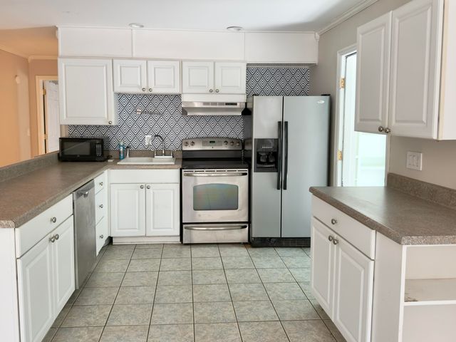 2961 Hut Road, Johns Island, SC 29455