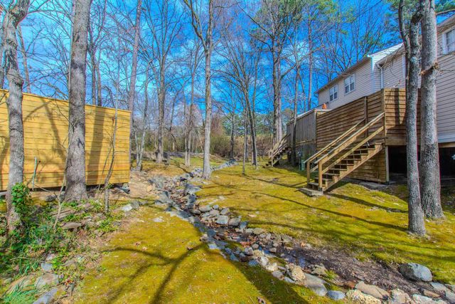 8 Kingsbridge Way, Little Rock, AR 72212