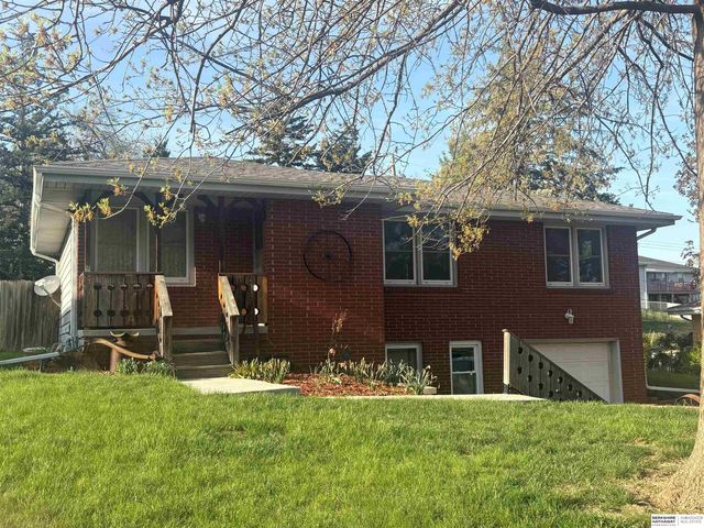 4606 Borman Street, Bellevue, NE 68157