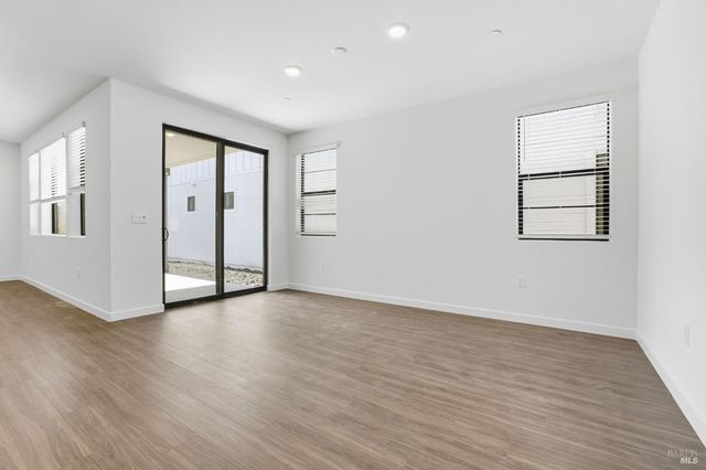 9121 Camino Colegio Rd, Rohnert Park, CA 94928