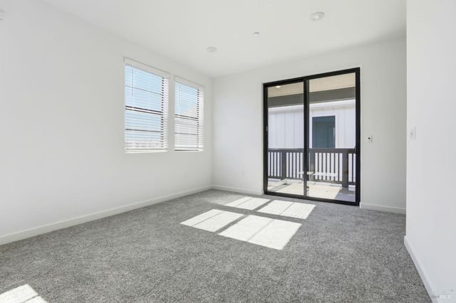 9121 Camino Colegio Rd, Rohnert Park, CA 94928