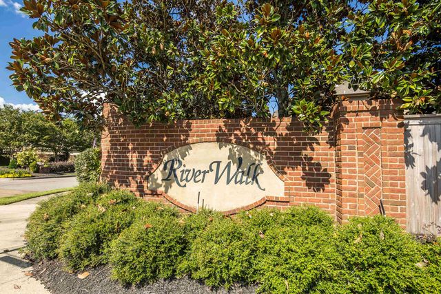 1682 TARTAN LN, Collierville, TN 38017
