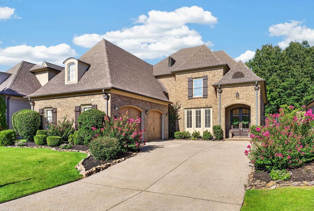 1682 TARTAN LN, Collierville, TN 38017