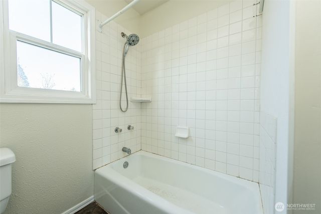 1202 W 9th Street, Port Angeles, WA 98363