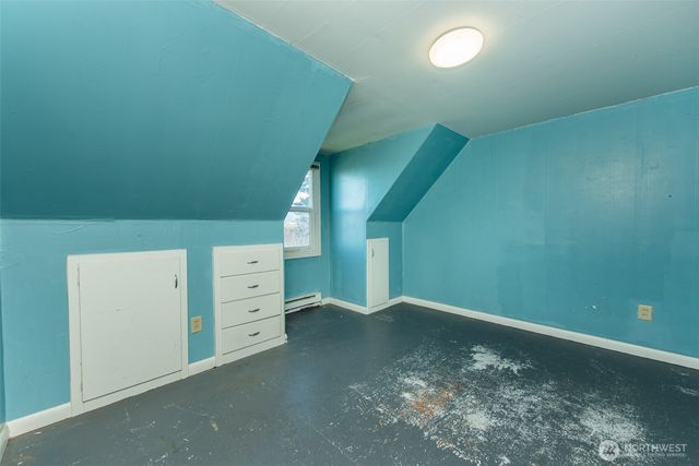 1202 W 9th Street, Port Angeles, WA 98363