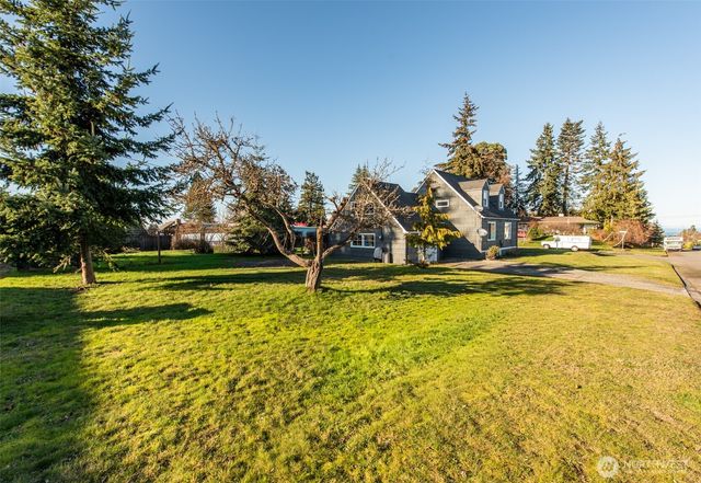 1202 W 9th Street, Port Angeles, WA 98363