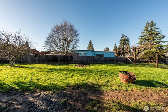 1202 W 9th Street, Port Angeles, WA 98363
