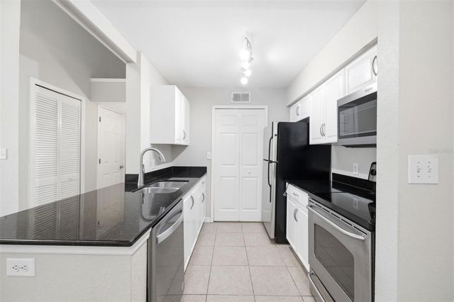 3274 HAVILAND COURT 201, Palm Harbor, FL 34684