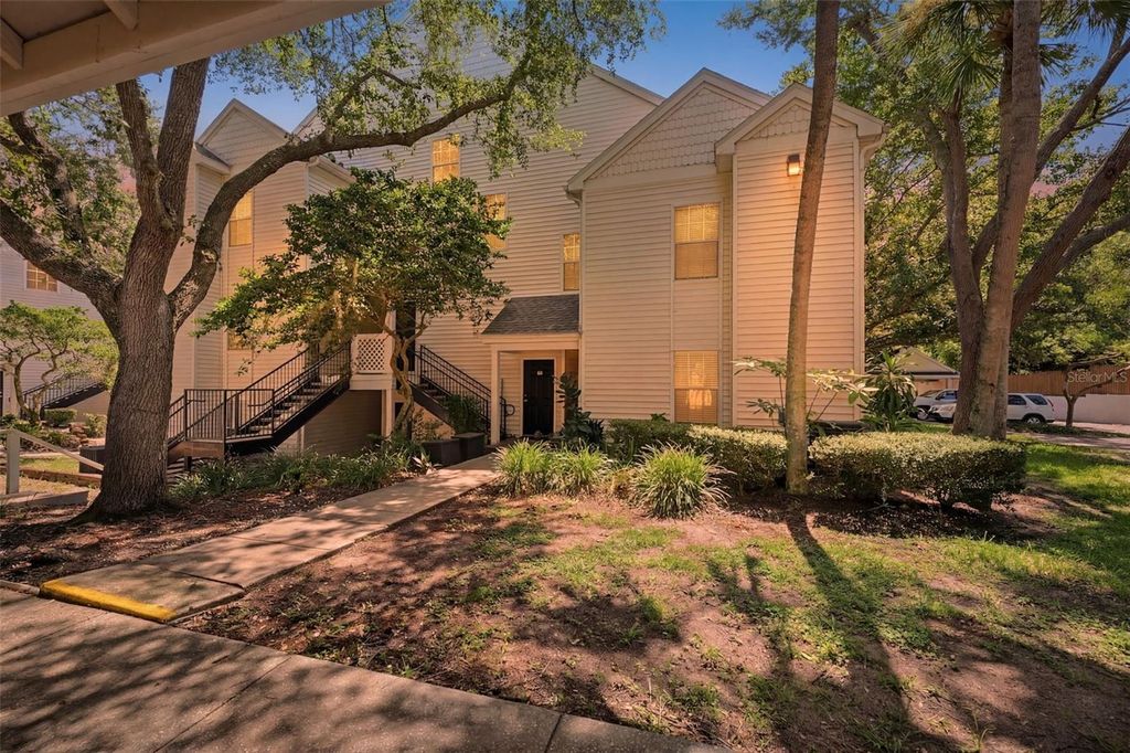 3274 HAVILAND COURT 201, Palm Harbor, FL 34684