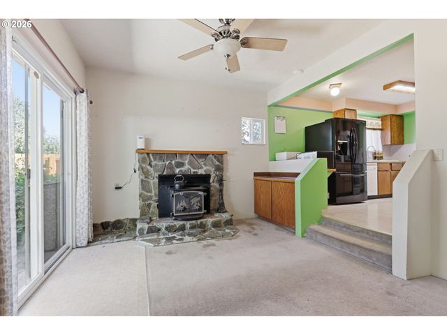 20005 Sw FARMINGTON Rd, Beaverton, OR 97007