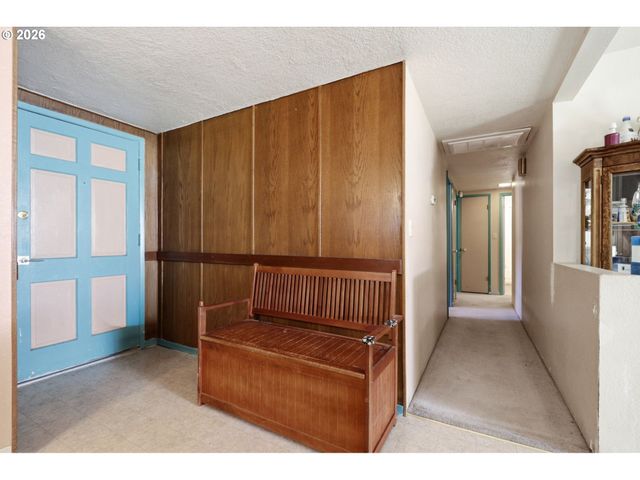20005 Sw FARMINGTON Rd, Beaverton, OR 97007