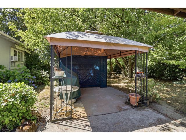 20005 Sw FARMINGTON Rd, Beaverton, OR 97007