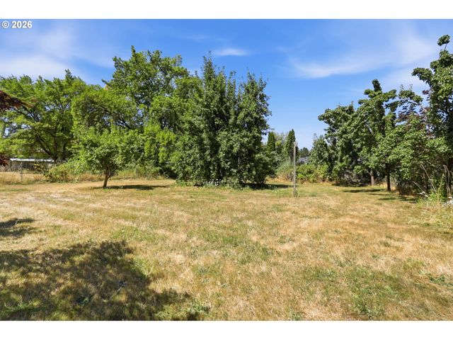 20005 Sw FARMINGTON Rd, Beaverton, OR 97007