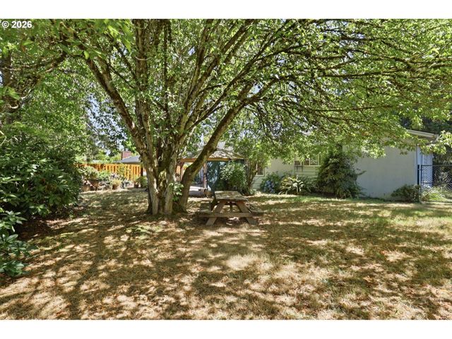 20005 Sw FARMINGTON Rd, Beaverton, OR 97007