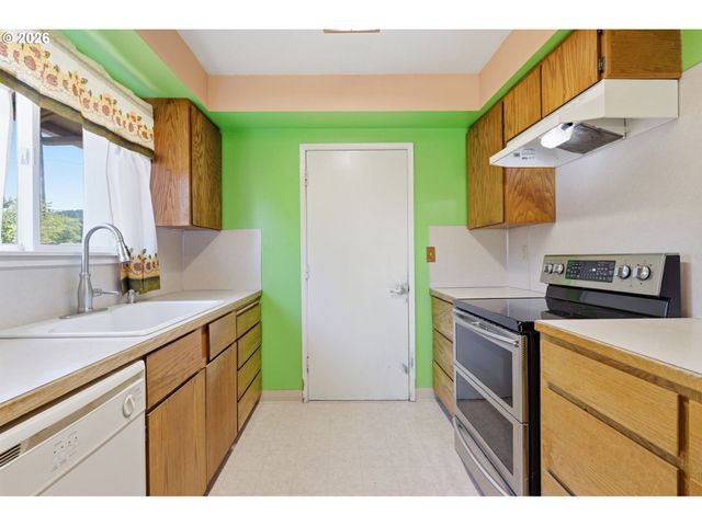 20005 Sw FARMINGTON Rd, Beaverton, OR 97007