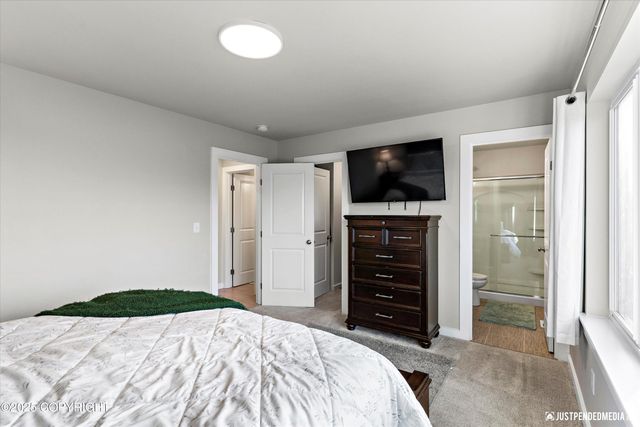 324 Shageluk Street, Anchorage, AK 99504