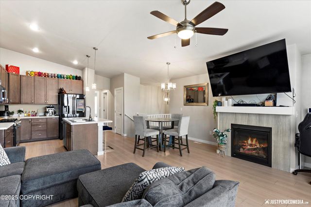 324 Shageluk Street, Anchorage, AK 99504