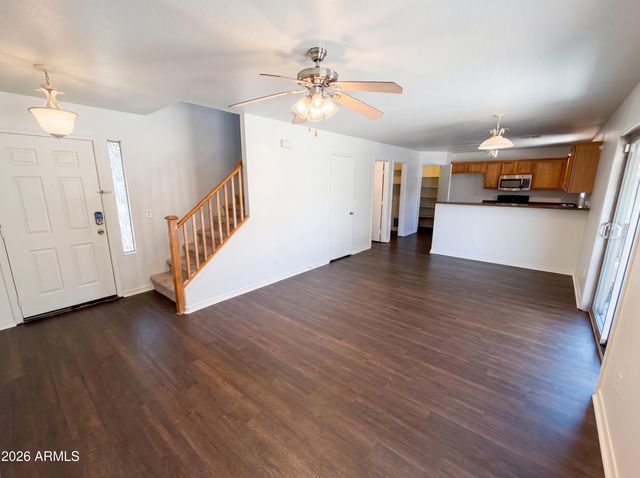 13976 W PORT ROYALE Lane, Surprise, AZ 85379