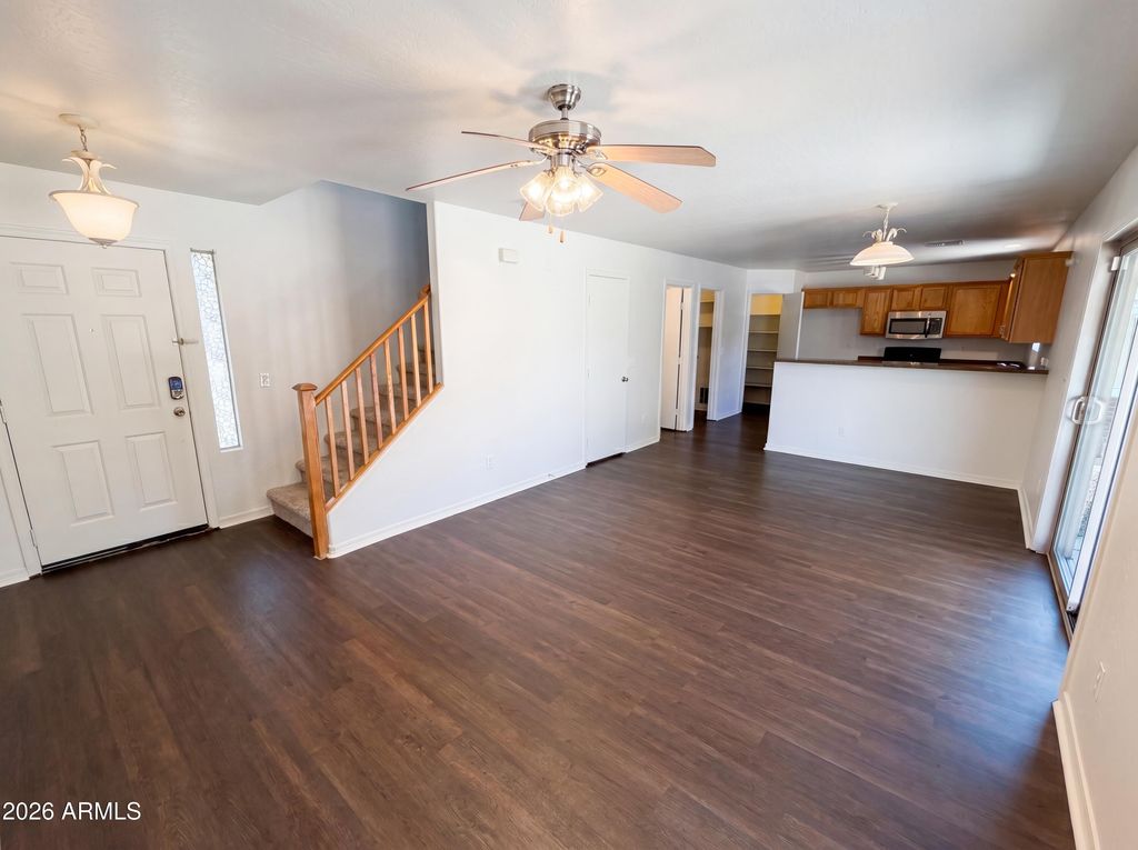 13976 W PORT ROYALE Lane, Surprise, AZ 85379 — photo 3