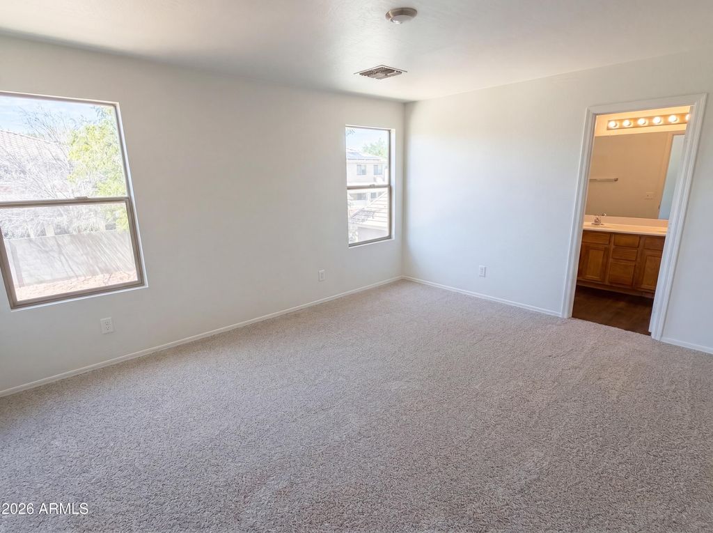13976 W PORT ROYALE Lane, Surprise, AZ 85379 — photo 4