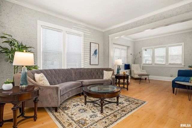 1216 E ROUSE Avenue, Peoria Heights, IL 61616