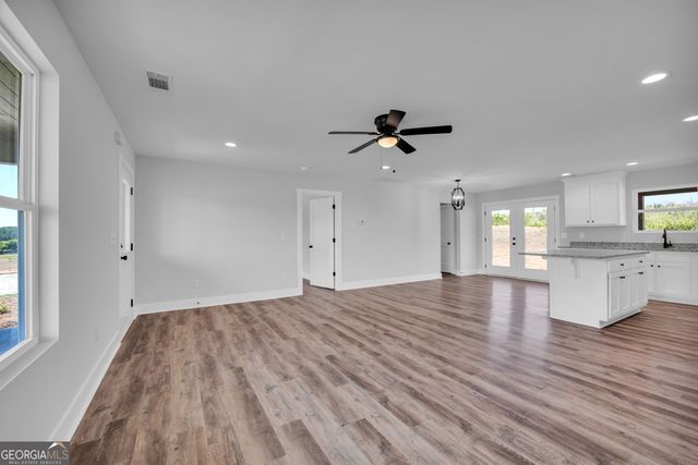 1122 Hwy 326, Carnesville, GA 30521