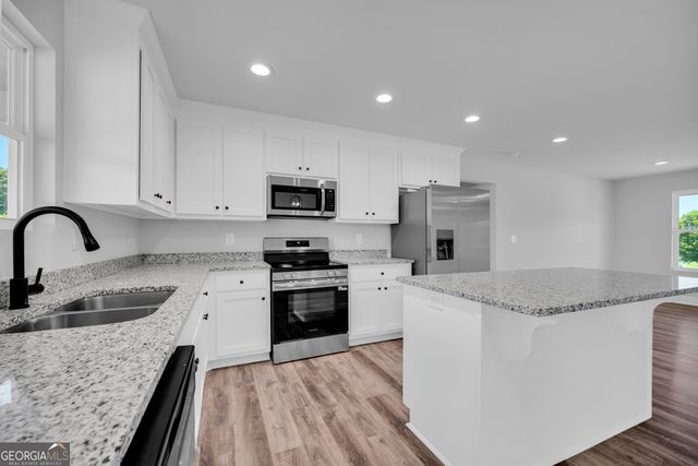 1122 Hwy 326, Carnesville, GA 30521