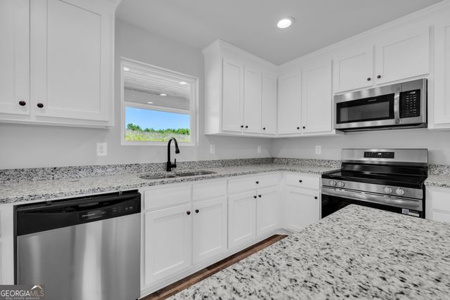 1122 Hwy 326, Carnesville, GA 30521