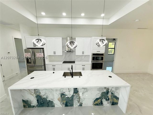 2915 49TH ST W, Lehigh Acres, FL 33971